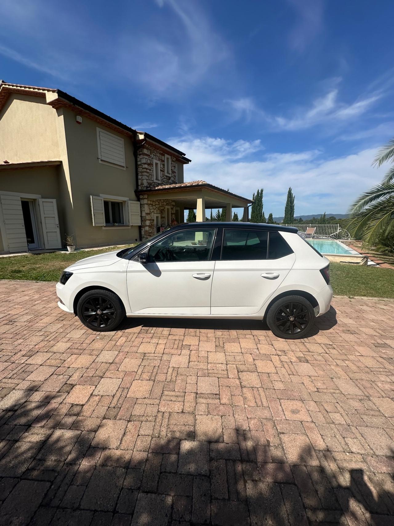 Skoda Fabia 1.0 MPI 75 CV Design Edition