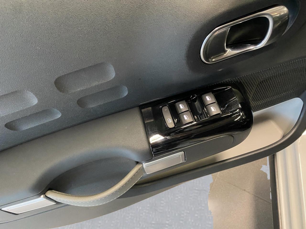 Citroen C3 1.2 puretech Shine Pack s&s 110cv eat6