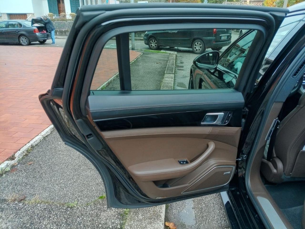 Porsche Panamera Platinum Edition 2.9 4 E-Hy #7565