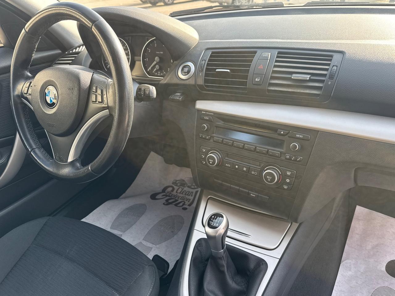 Bmw 118i benzina 5 porte Attiva garanzia