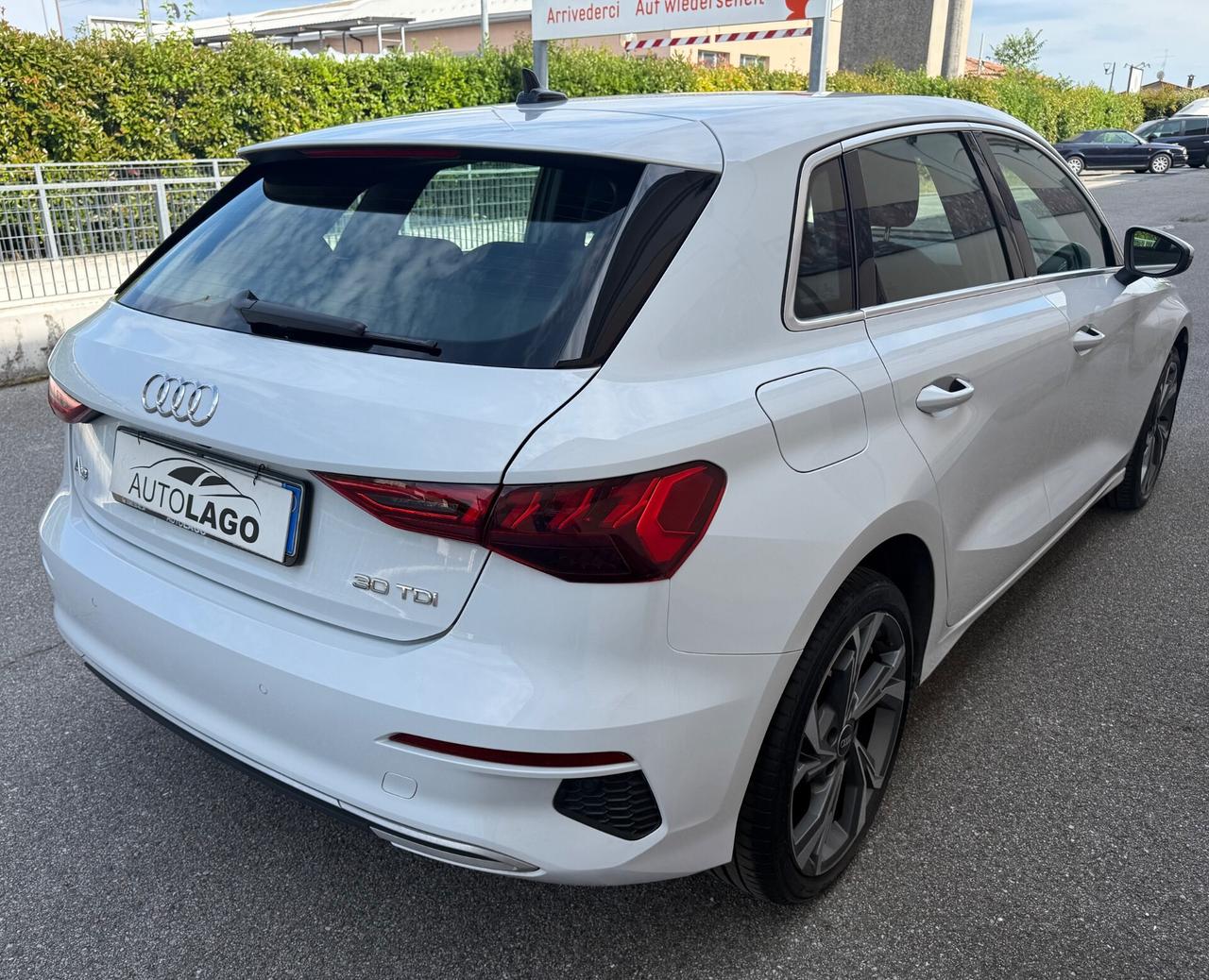 Audi A3 SPB 2.0 TDI S tronic Business .. 2022
