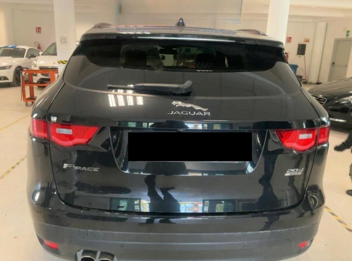 Jaguar F-Pace 2.0 D AWD R-Sport