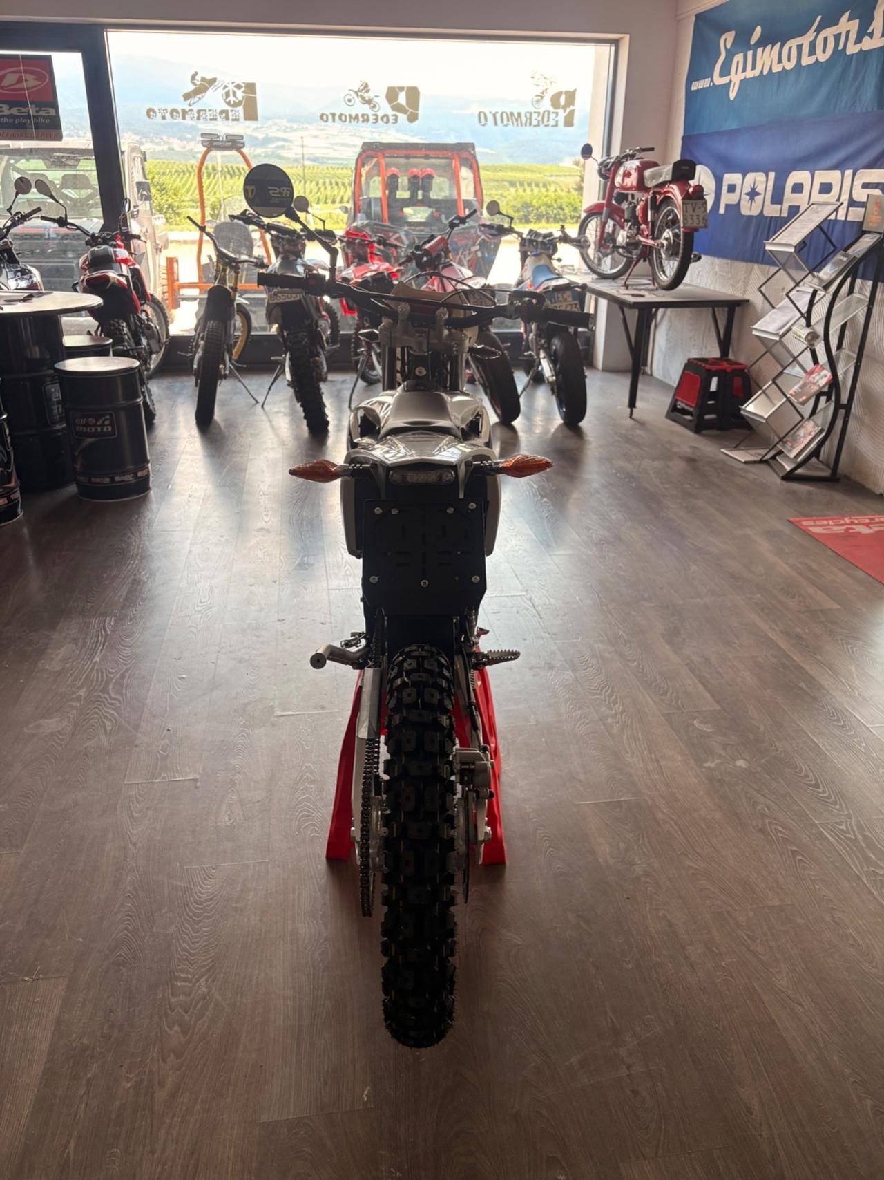 Beta RR 50