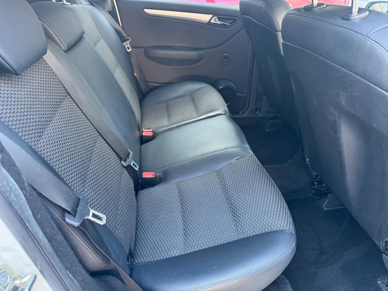 Mercedes-benz B 200 CDI Premium
