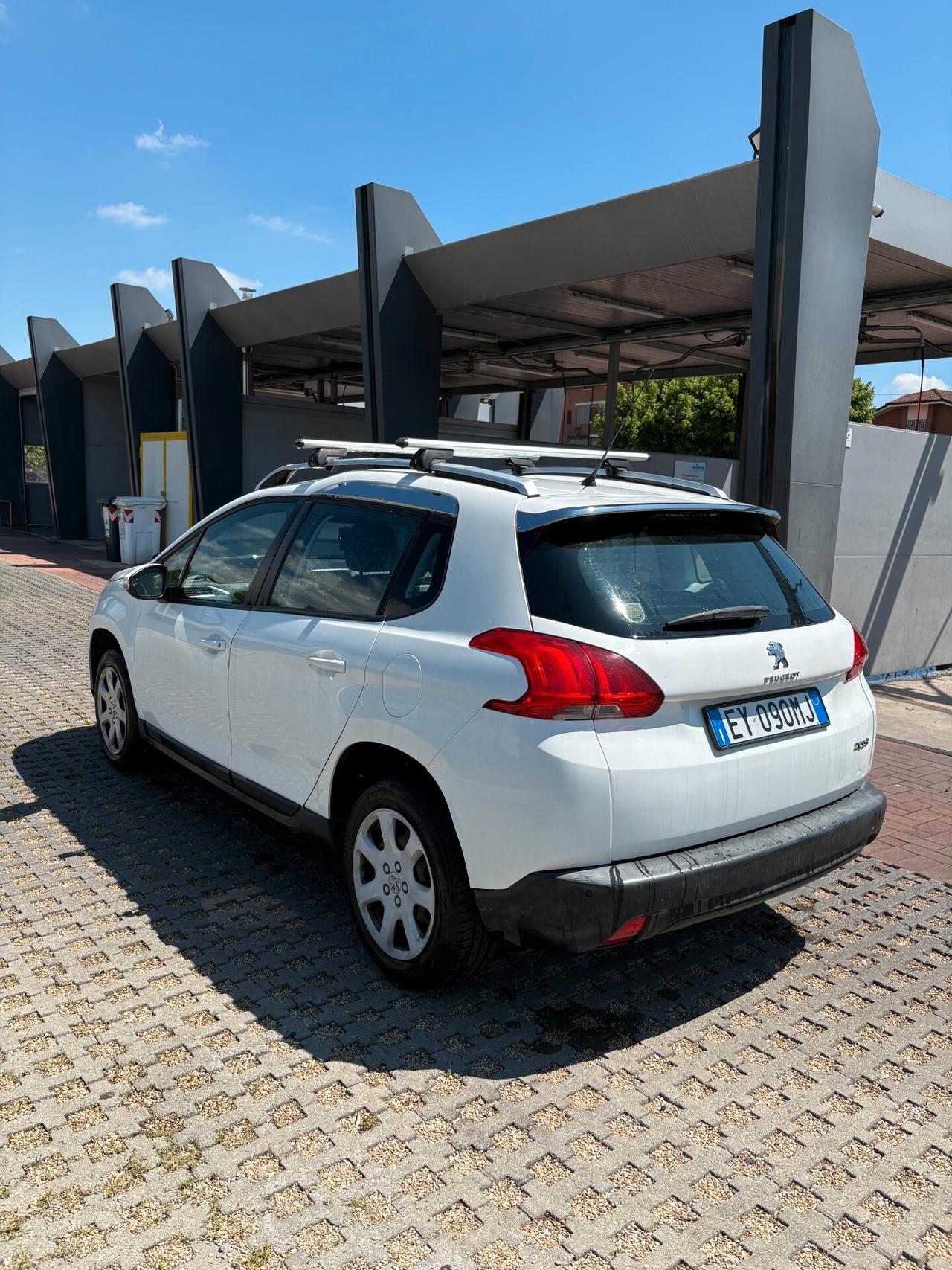 Peugeot 2008 PureTech 82 Allure