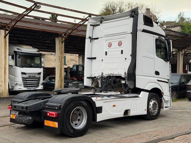 MERCEDES-BENZ ACTRO 1848