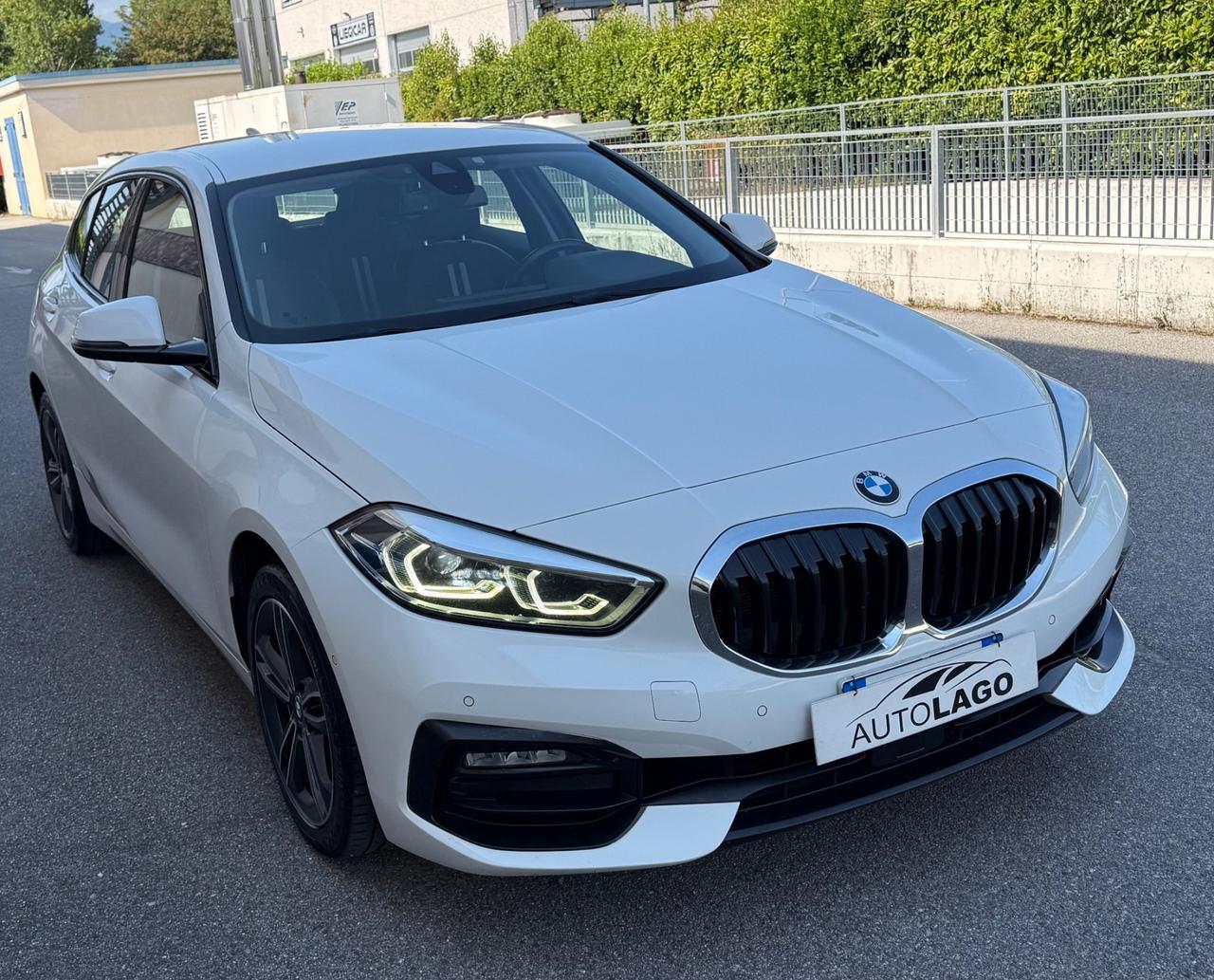 Bmw 118d 5p. Sport Automatica 2021