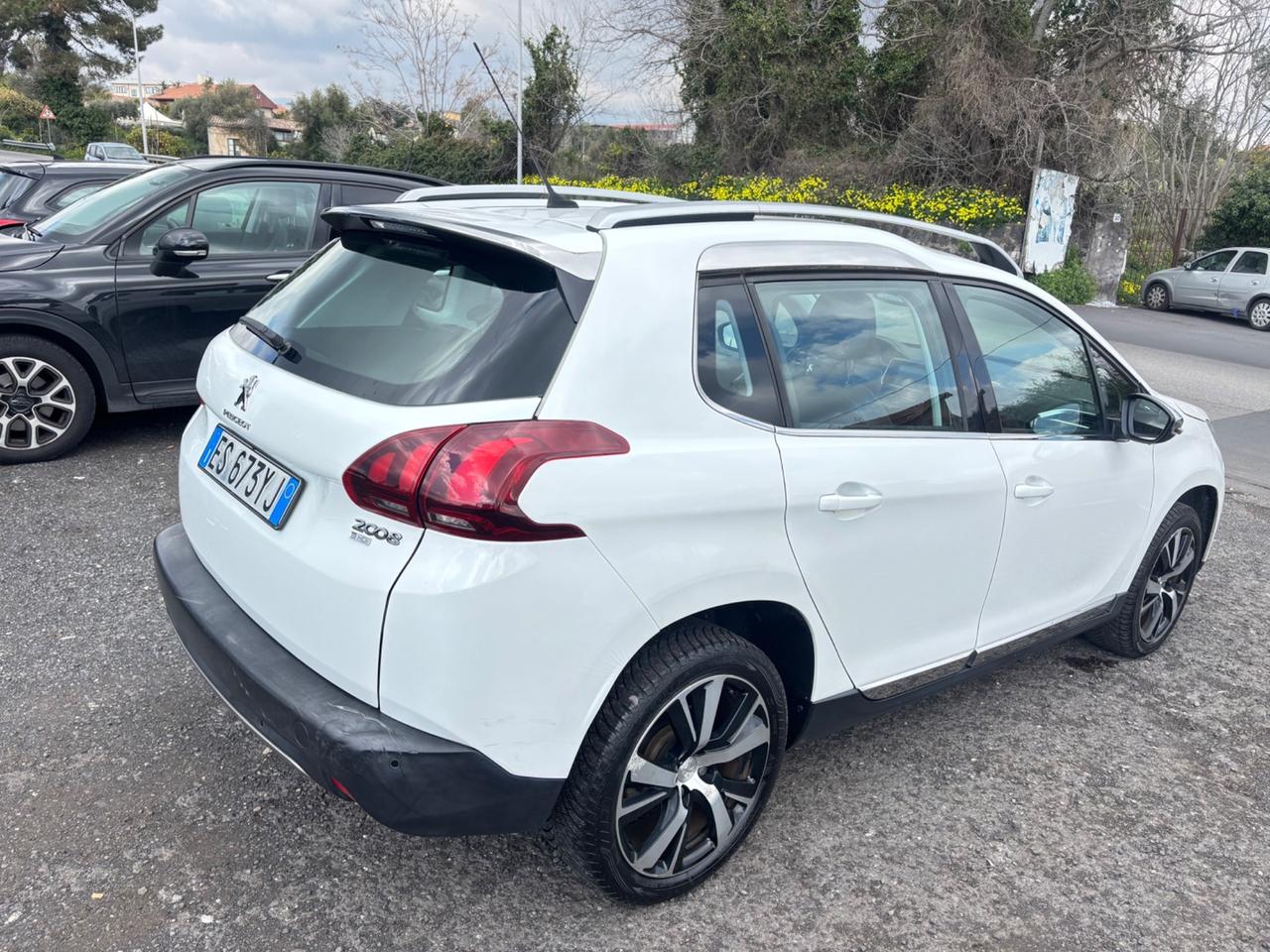 Peugeot 2008 1.6 e-HDi 92 CV Stop&Start Allure