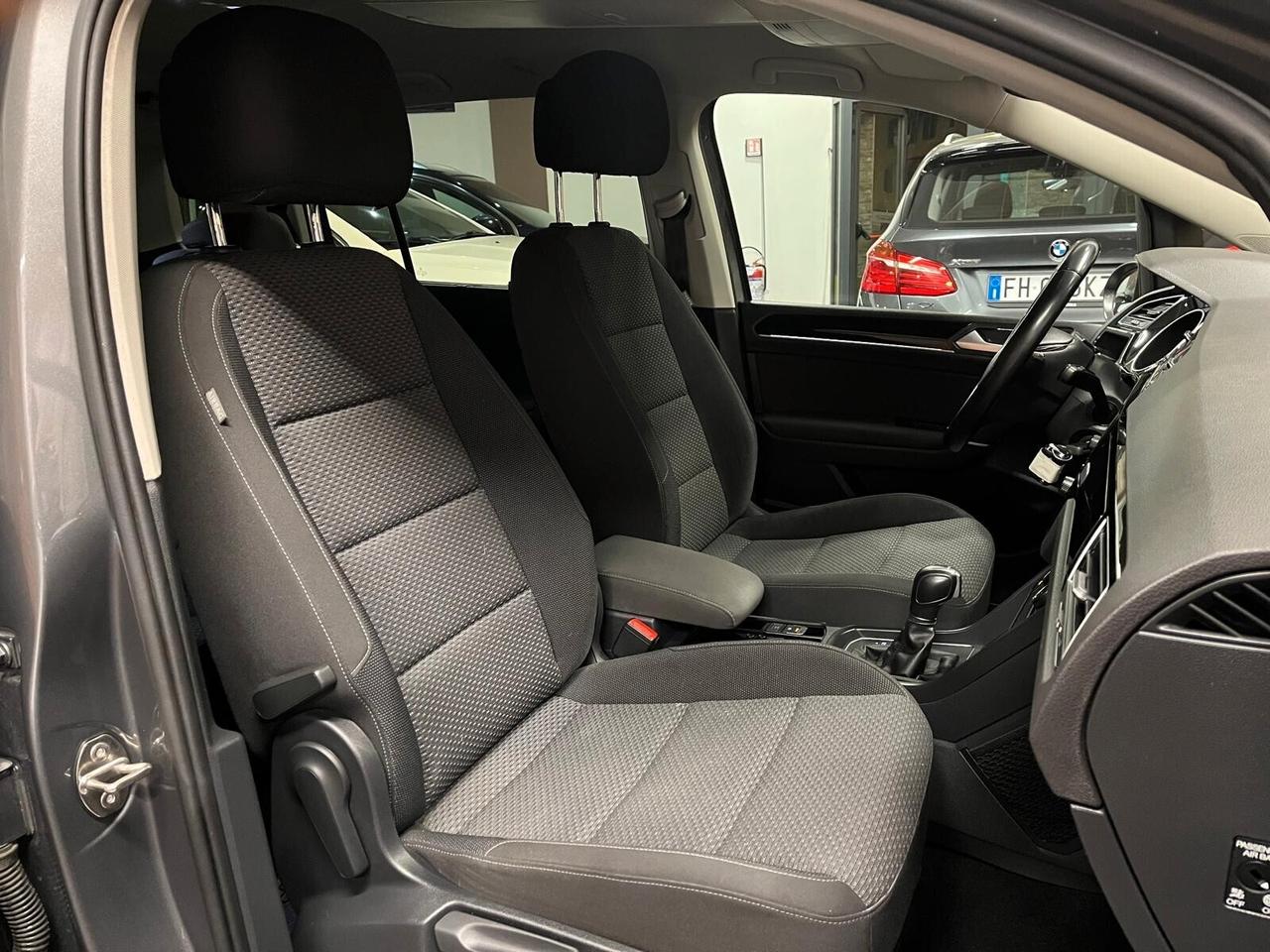 Volkswagen Touran 1.6 TDI DSG Comfortline BlueMotion Technology