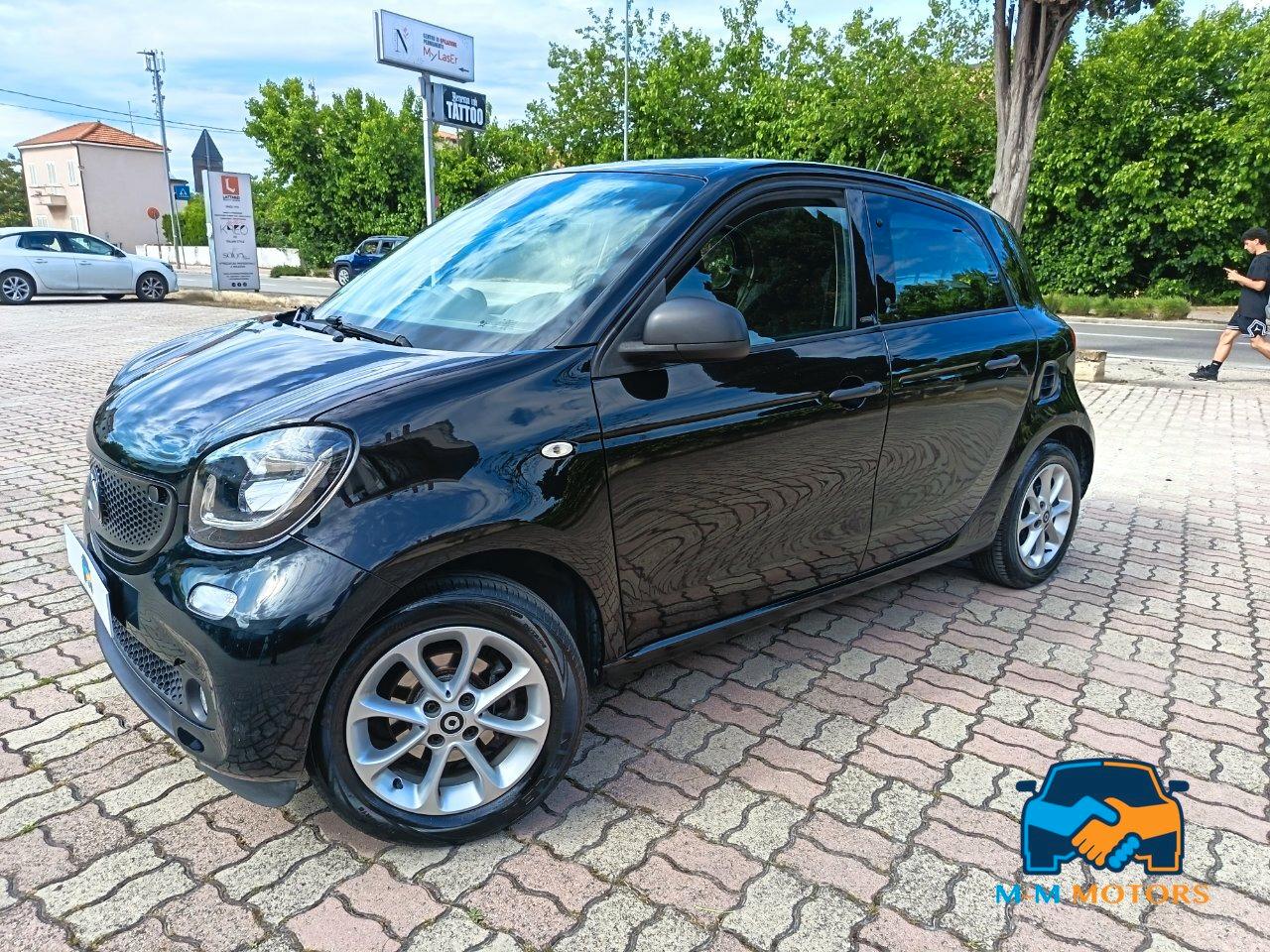 SMART FORFOUR