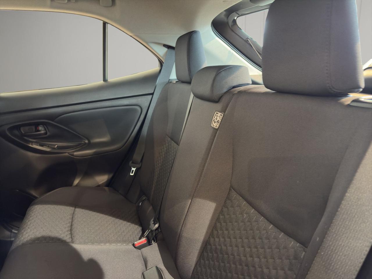 Toyota Yaris Cross 1.5h Active fwd 115cv e-cvt