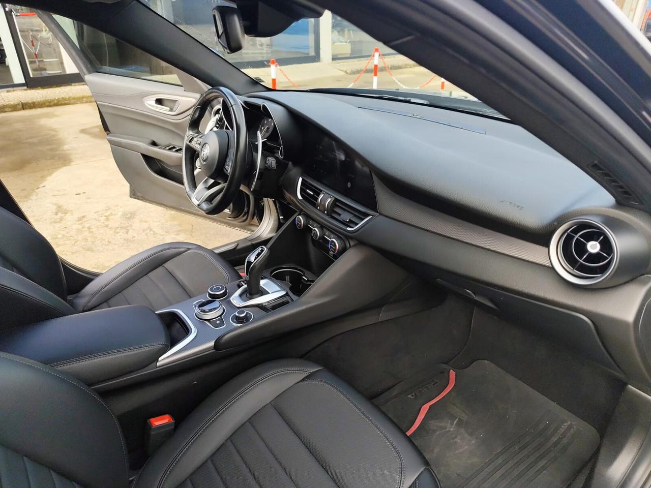 Alfa Romeo Giulia 2.2 Turbodiesel 190 CV AT8 Sprint