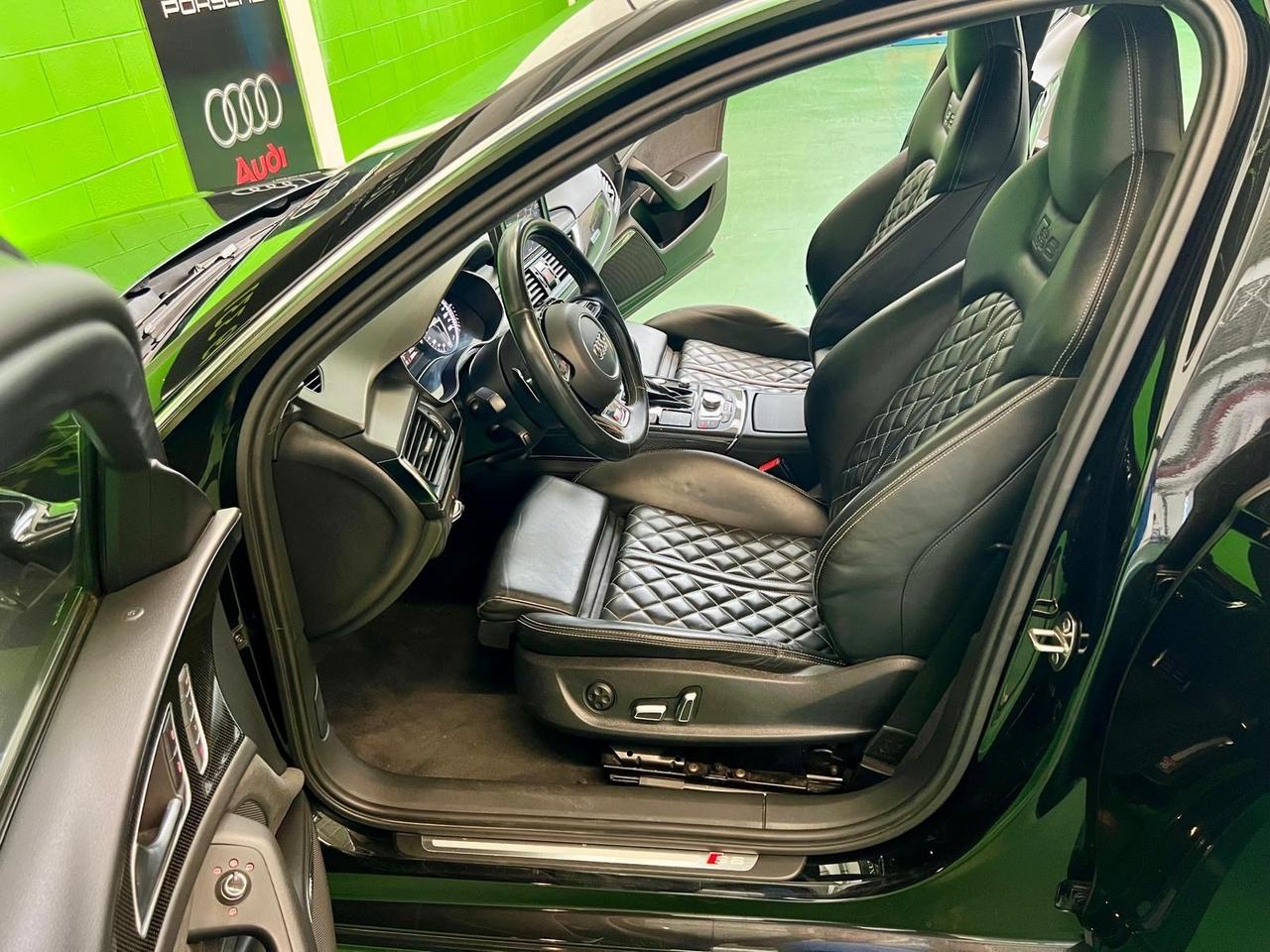 Audi S6 4.0-V8 BI-TURBO-QUATTRO TSFI 450CV S-TRONIC