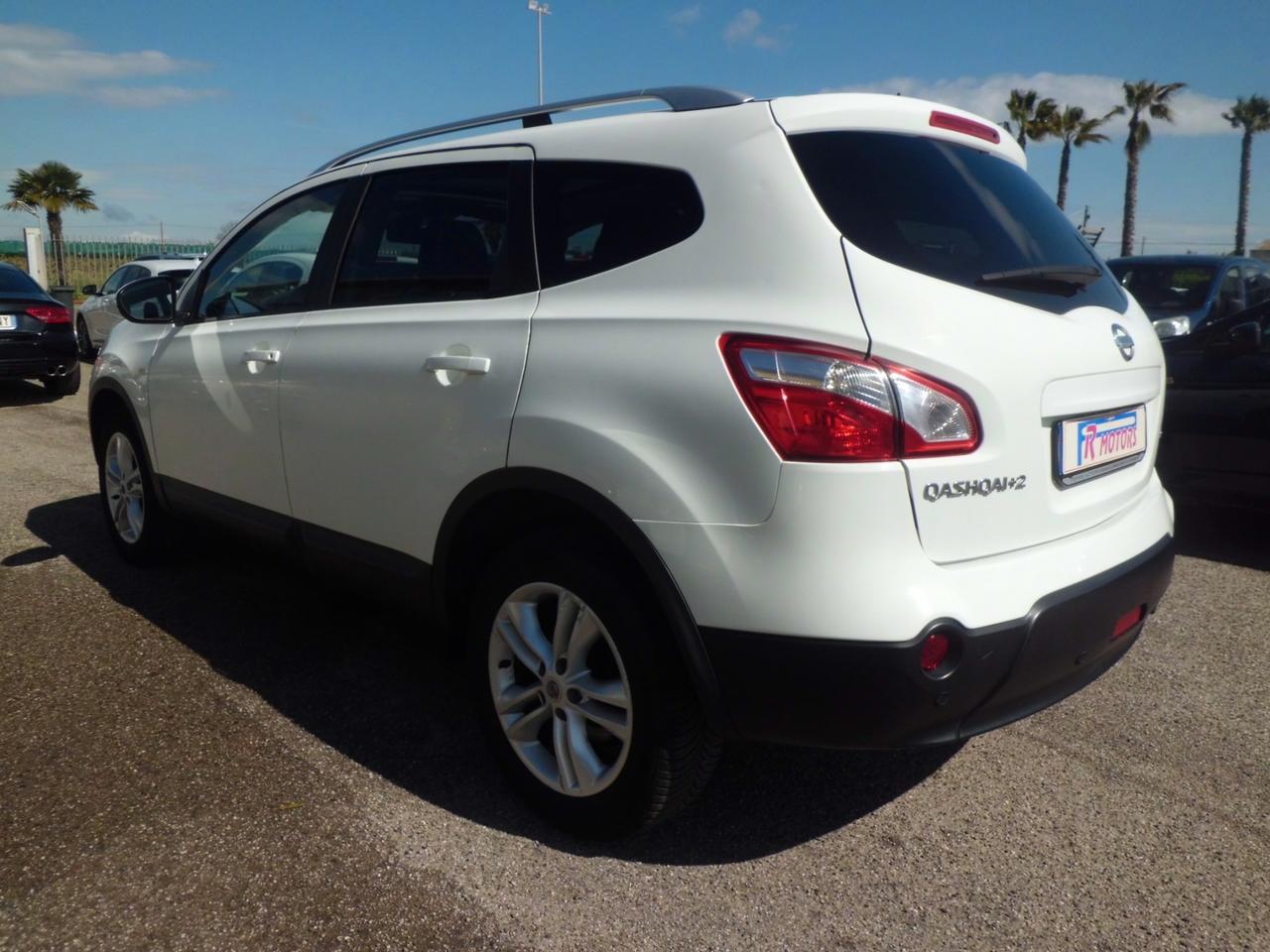 Nissan Qashqai 2.0 dCi DPF 4WD aut. Tekna-7 POSTI PANORAMICO AUTOMATICA