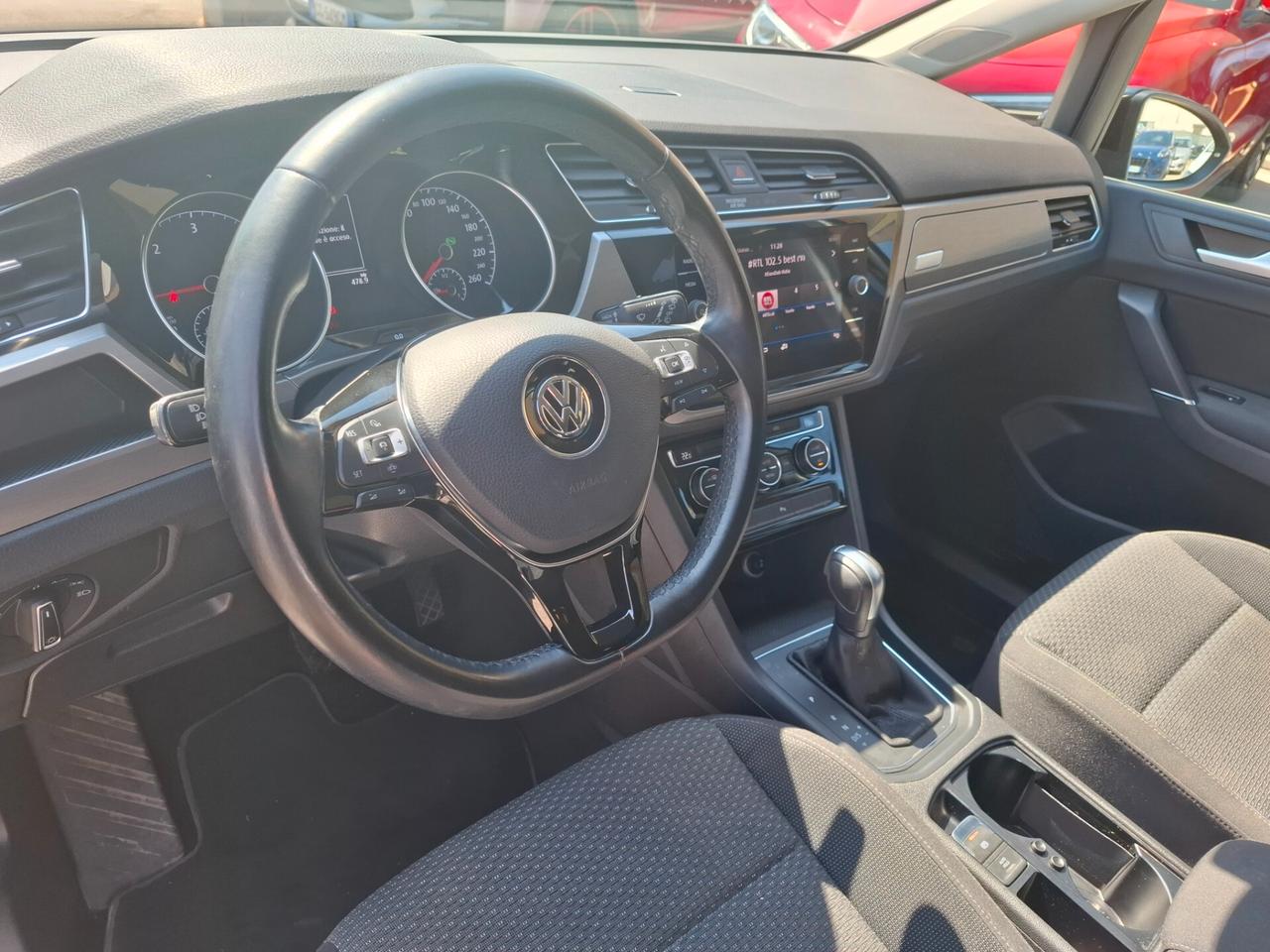 Volkswagen Touran 2.0 TDI 115 CV DSG 7 POSTI!