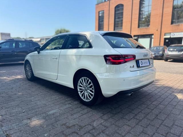 Audi A3 III 2013 3p 1.6 tdi Ambition