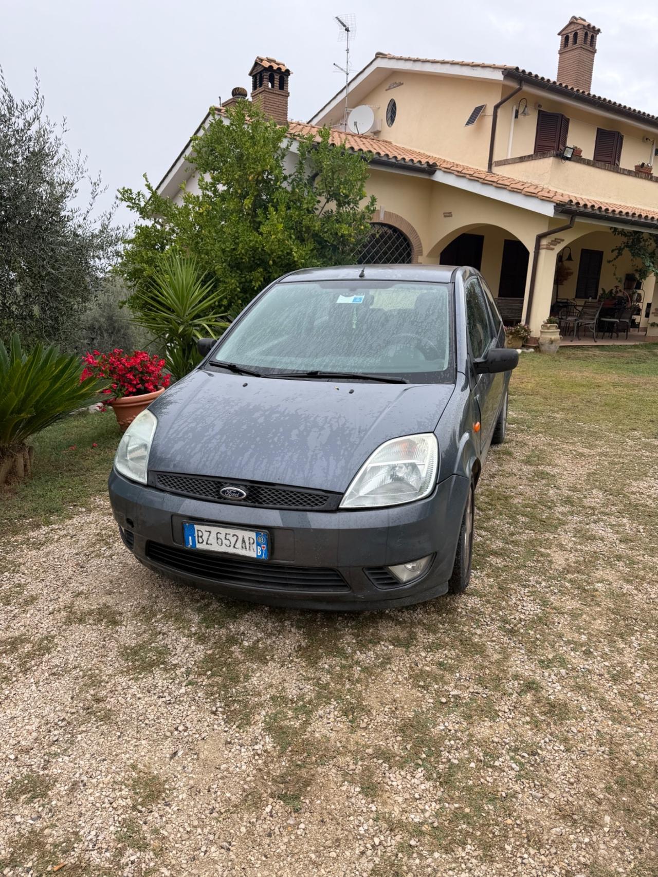 Ford Fiesta 1.2 16V 3p. Ambiente