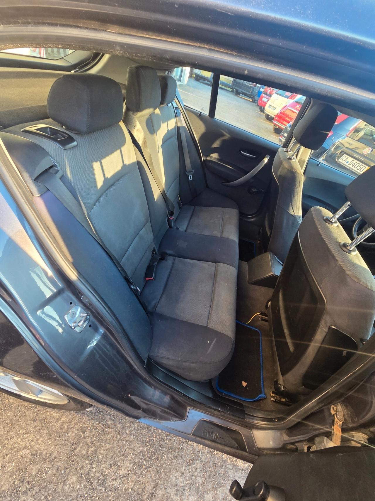Bmw 118 118d cat 5 porte Attiva