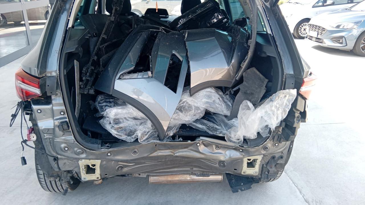 Skoda Karoq 2.0 TDI SCR 115 CV Executive SINISTRATA