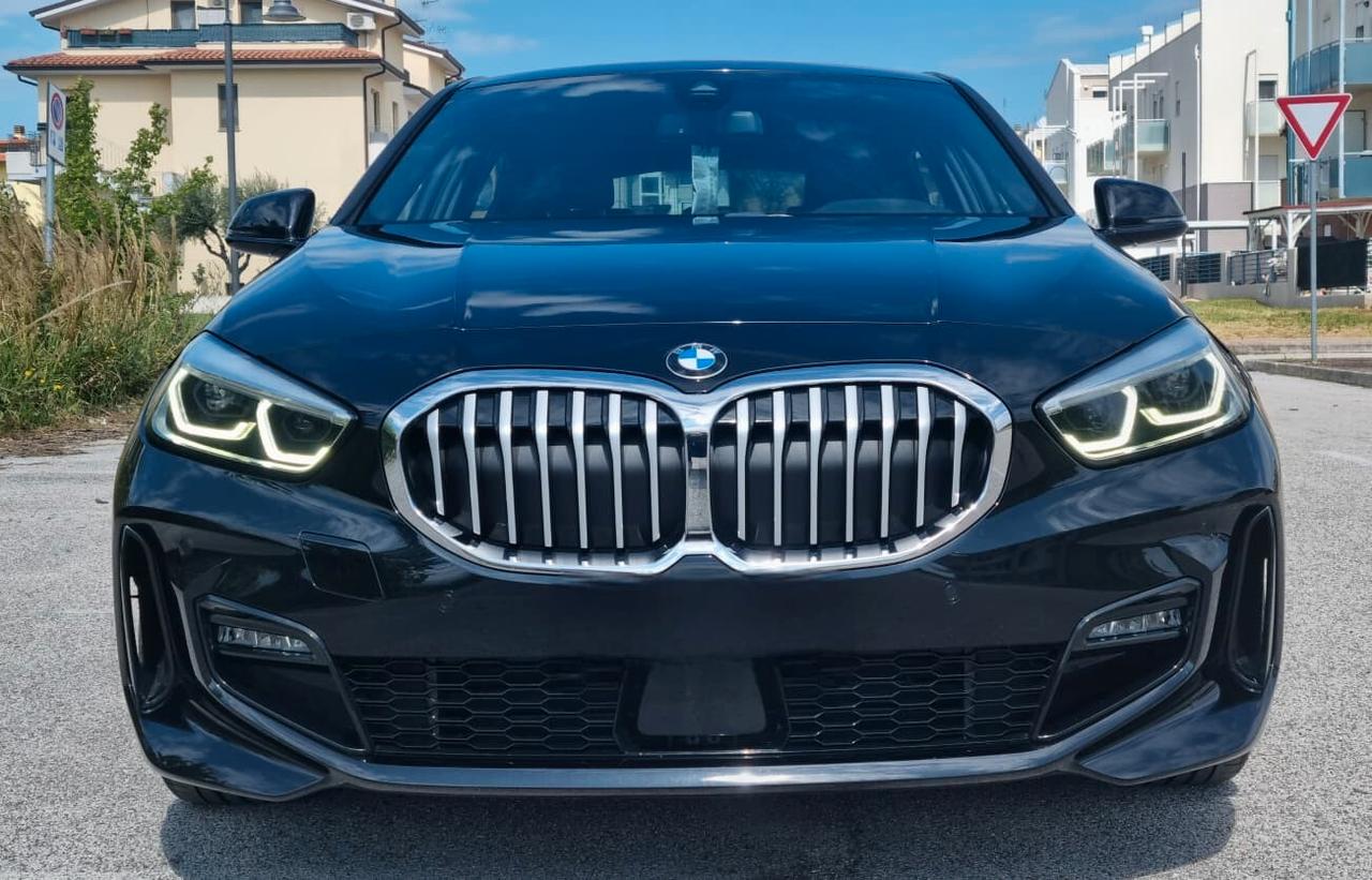 Bmw 116 116d 5p. Msport