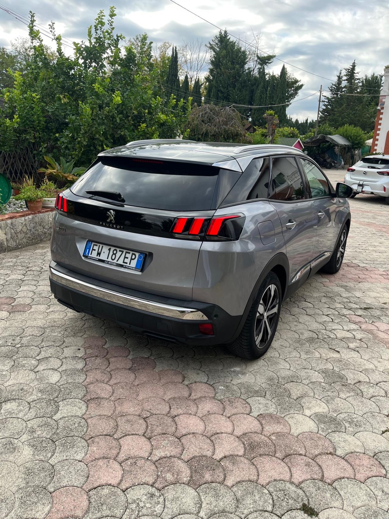 Peugeot 3008 BlueHDi 130 S&S Crossway