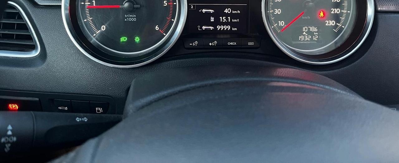 Peugeot 508 2.0 HDi 140CV SW Ciel Allure - 2013