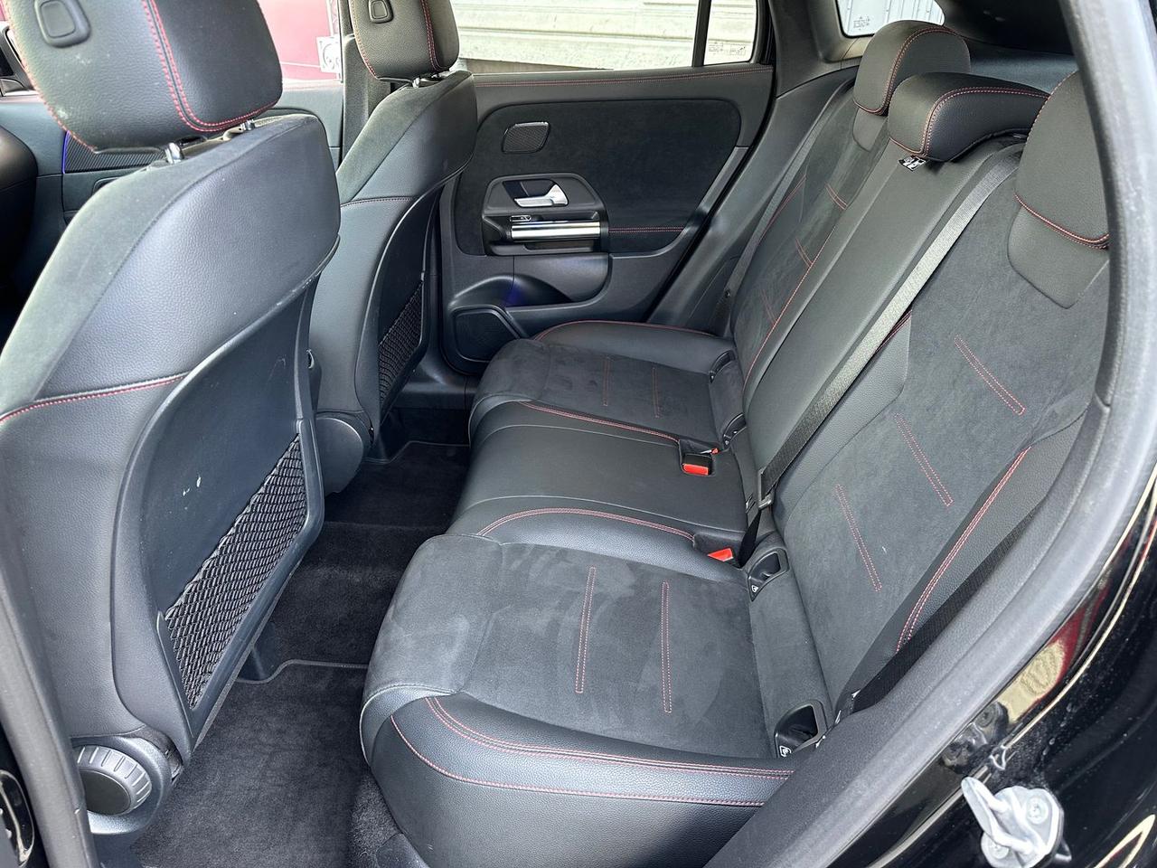 Mercedes-Benz GLA 35 AMG Premium #10246