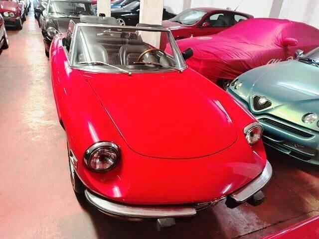 Alfa Romeo Spider 200 veloce