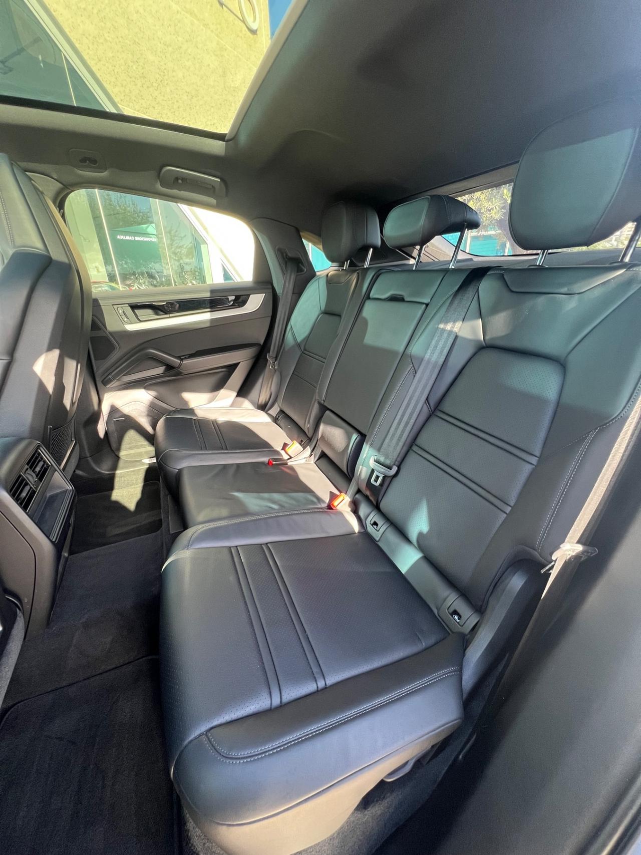 Porsche Cayenne Coupé 3.0 V6 E-Hybrid