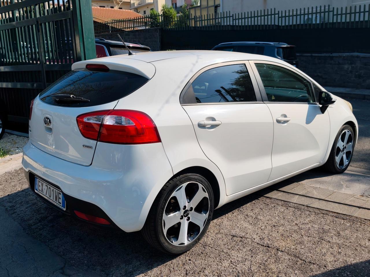 Kia Rio 1.4 CRDi 5p. Cool