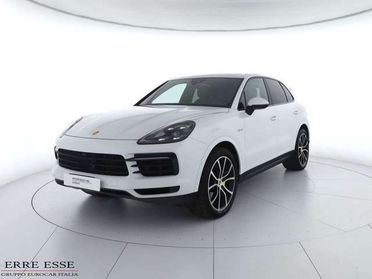 Porsche Cayenne 3.0 e-hybrid tiptronic