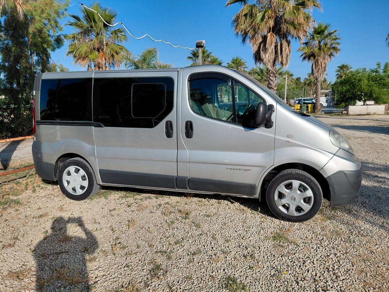 Renault trafic 9 posti