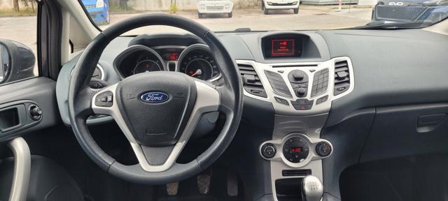 FORD Fiesta 1.4 TDCi 70CV 5 porte Titanium