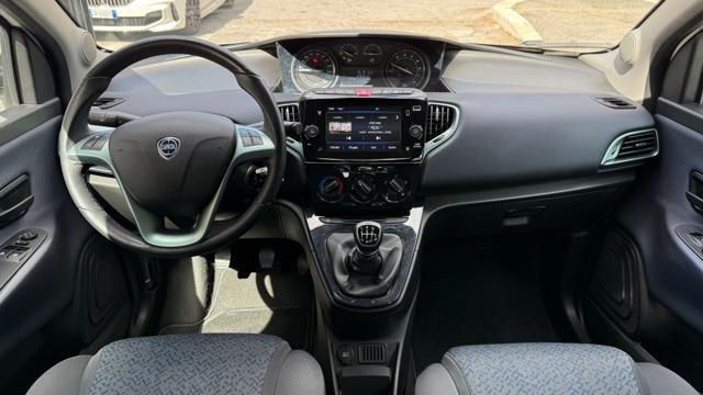 LANCIA Ypsilon 1.0 FIREFLY S&S HYBRID GOLD*R.CAM*CARPLAY*LED*TEL