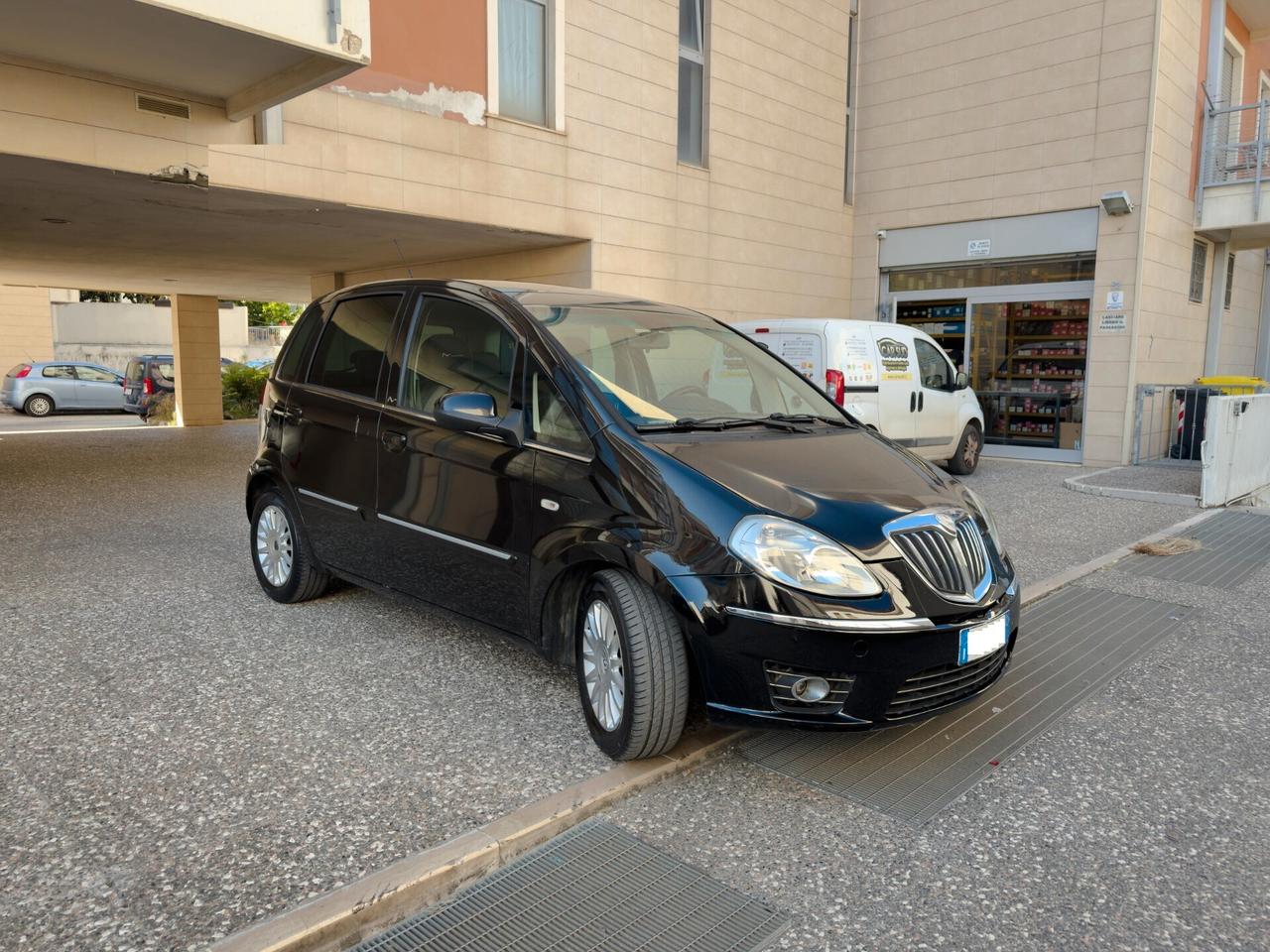 Lancia MUSA 1.3 Mjt 95 cv Platino PREZZO OUTLET!!!