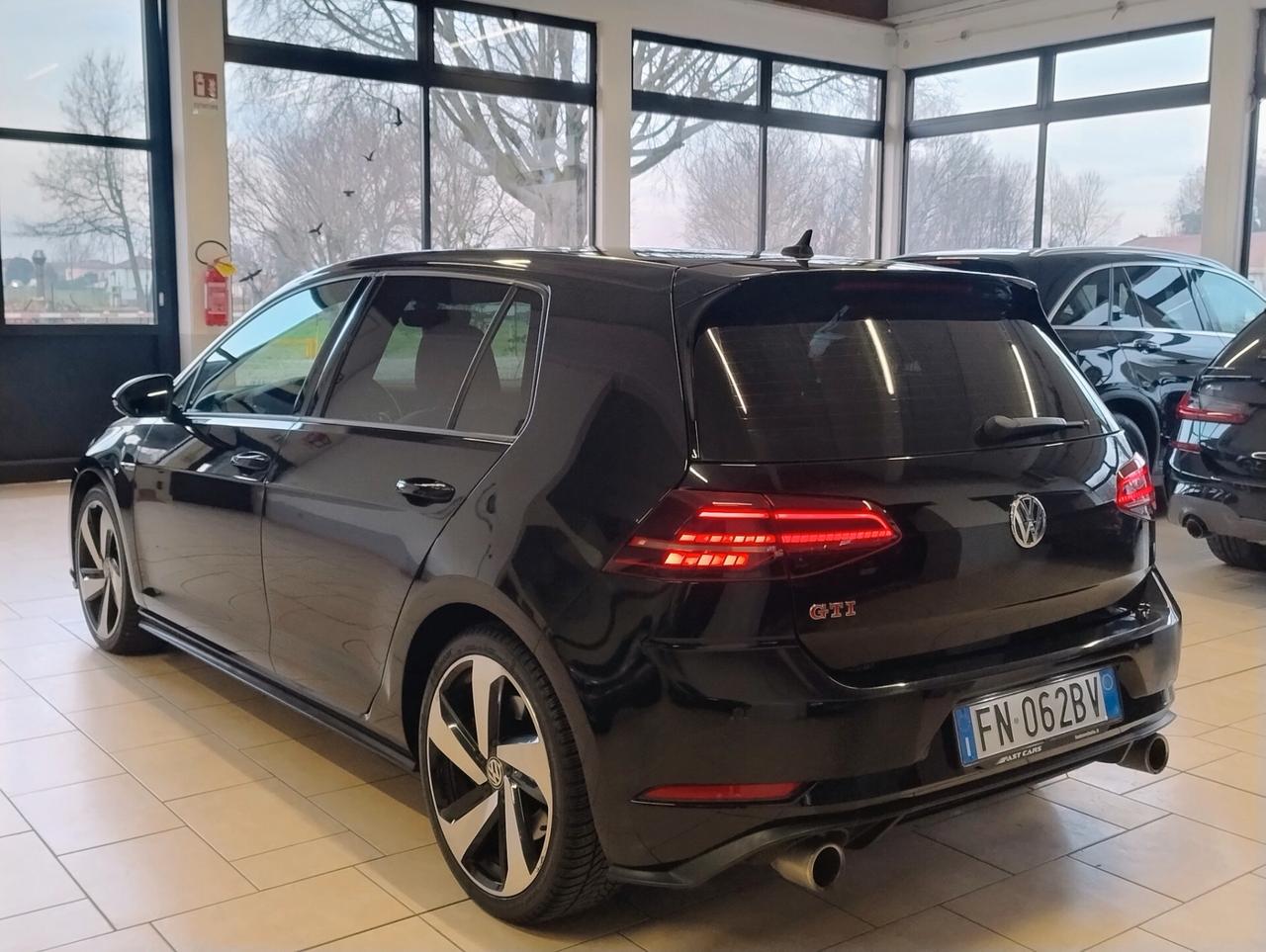 Volkswagen Golf GTI Performance 2.0 245 CV TSI DSG 5p. BMT