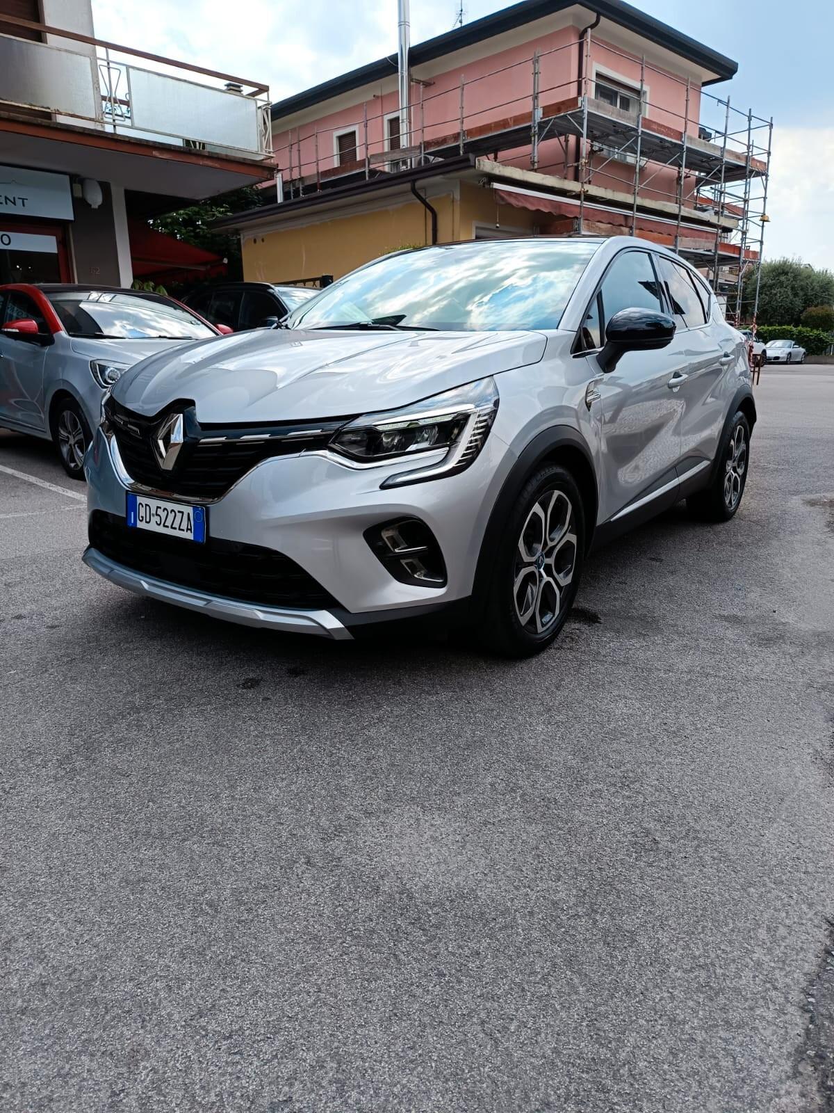 Renault Captur Plug-in Hybrid E-Tech 160 CV Intens
