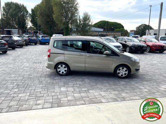 FORD Tourneo Courier 1.5 TDCI Plus ANCHE PER NEOPATENTATI
