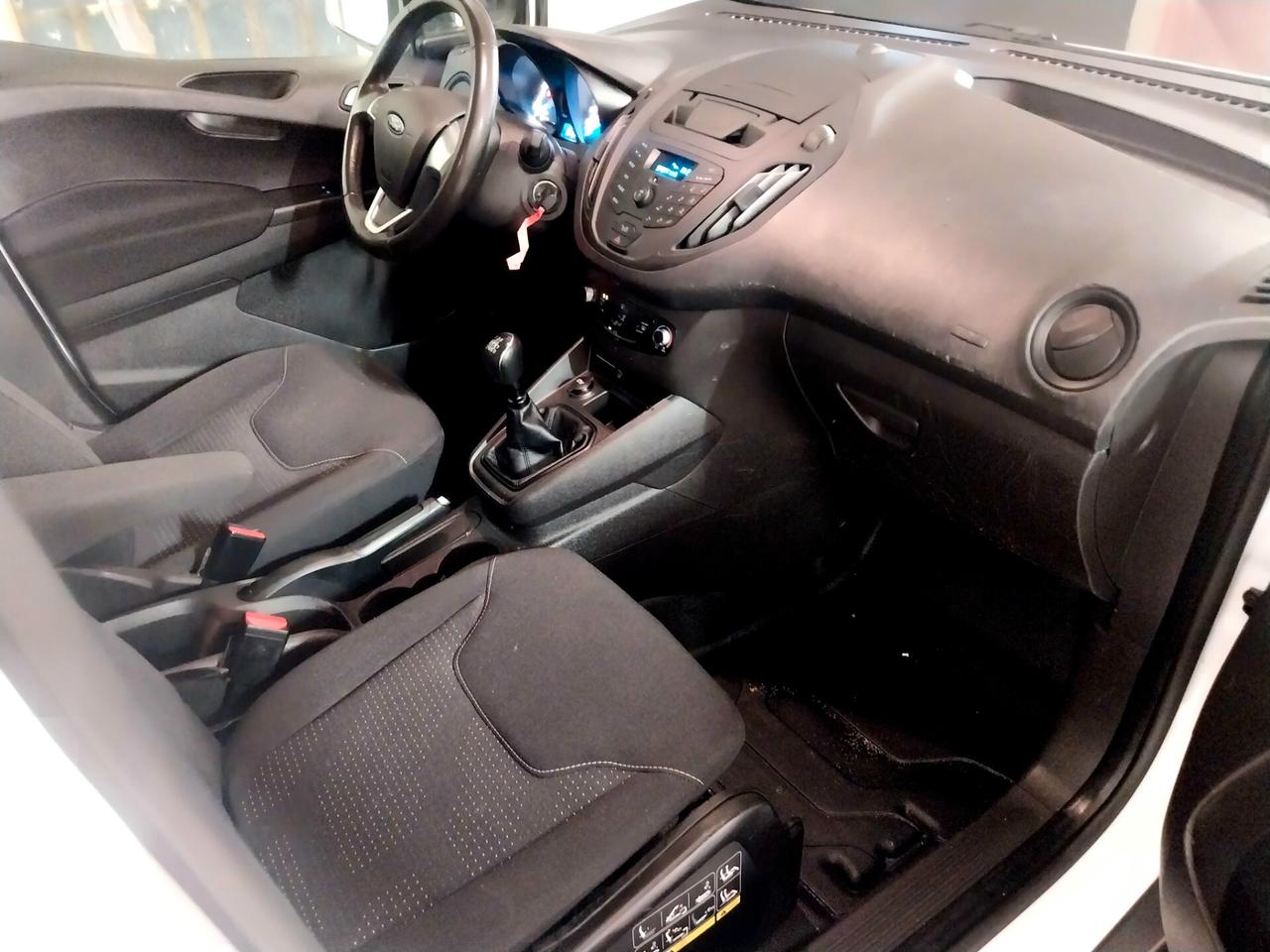 Ford Transit Courier 1.0 EcoBoost