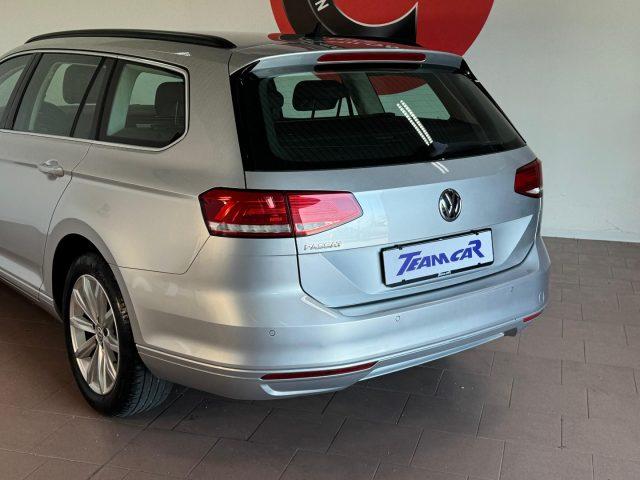 VOLKSWAGEN Passat Variant 2.0 TDI Business BlueMotion Tech.