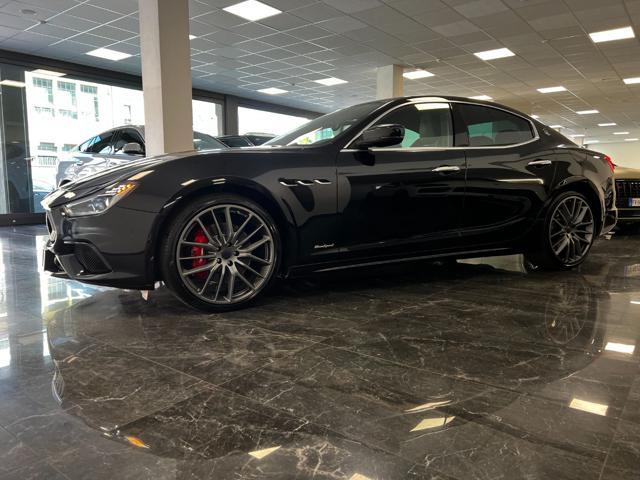MASERATI Ghibli V6 430 CV Gransport SQ4