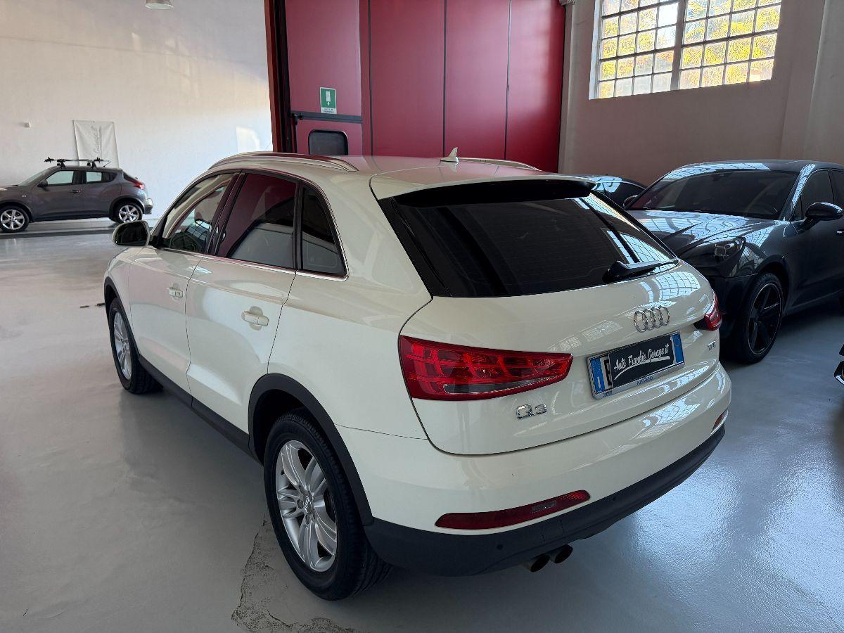 AUDI - Q3 - 2.0 TDI 150 CV Business