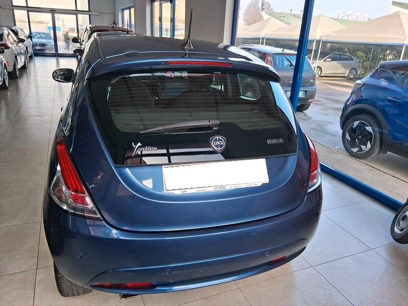 Lancia Ypsilon 1.0 FireFly 5 porte S&S Hybrid Ecochic Gold