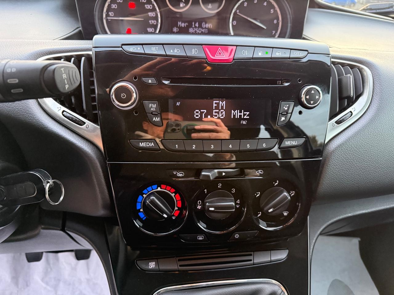 Lancia Ypsilon 1.2 69 CV 5 porte GPL Ecochic Gold