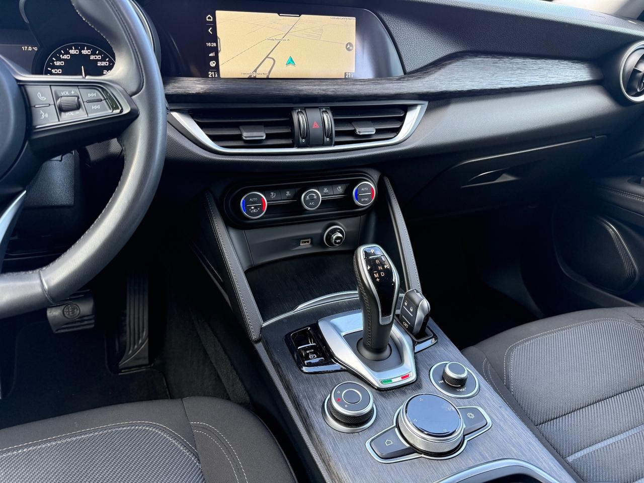 Alfa Romeo Stelvio 2.2 Turbodiesel 190 CV AT8 Q4 Business