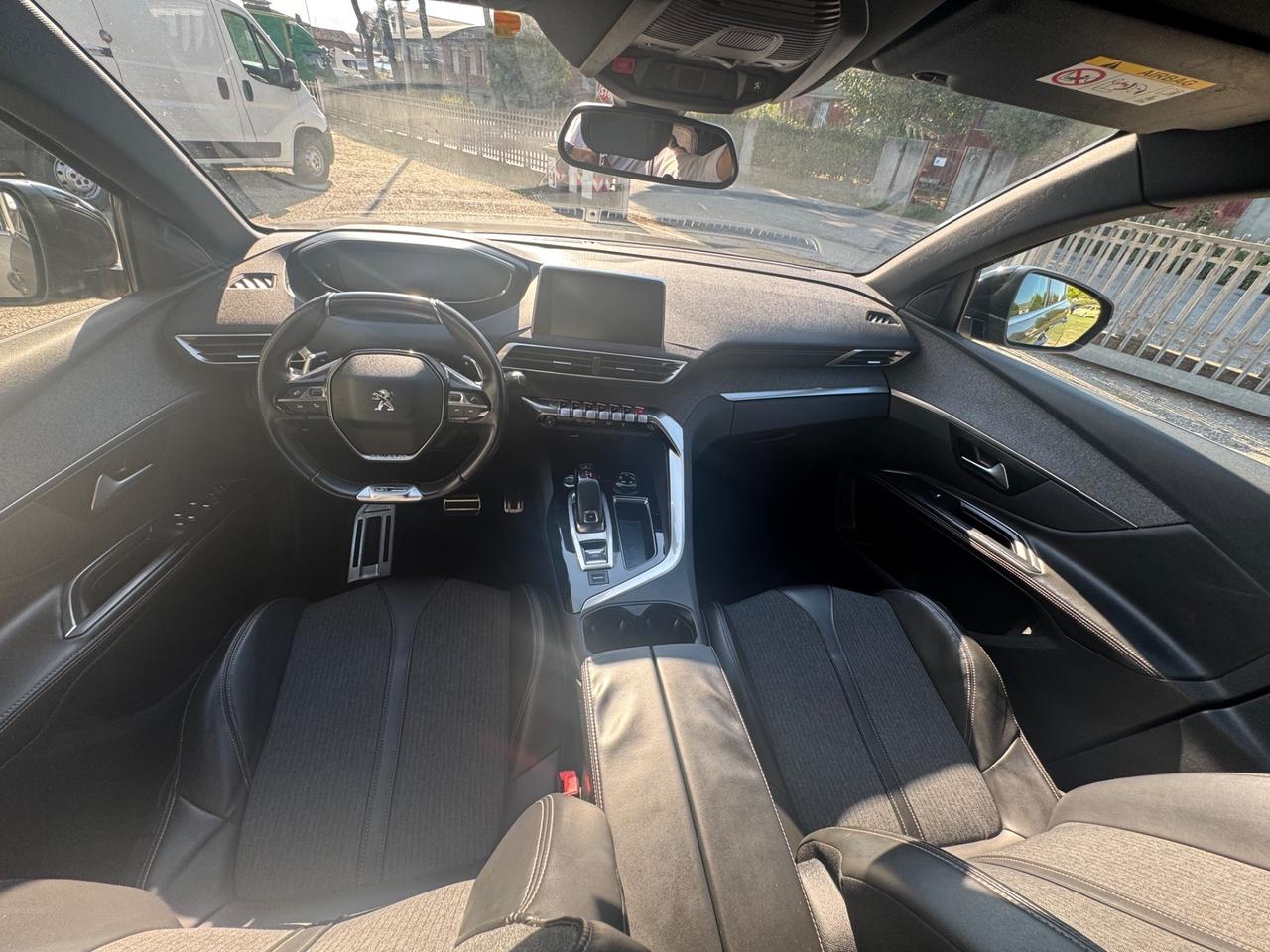 Peugeot 5008 BlueHDi 130 S&S EAT8 GT Line