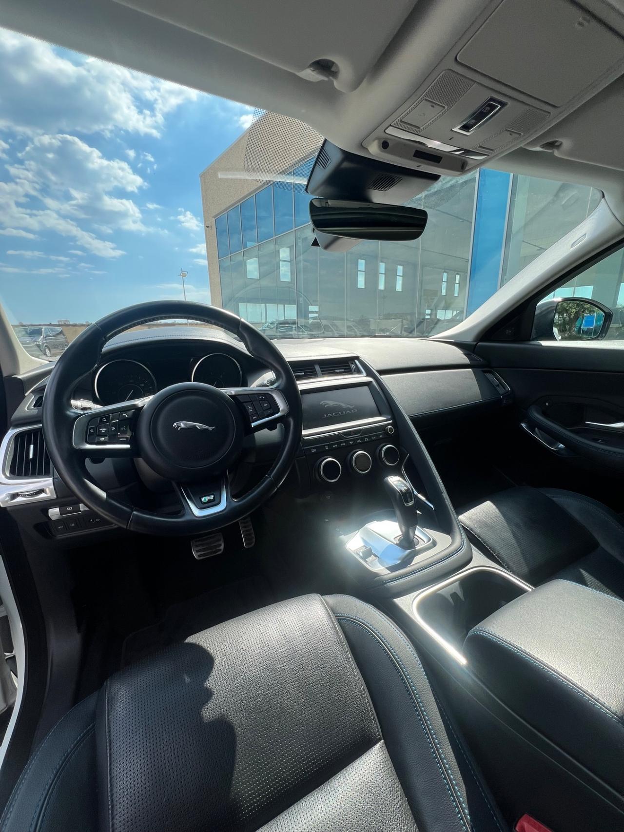 Jaguar E-Pace 2.0D 180 CV AWD aut. R-Dynamic - UNICO PROPRIETARIO