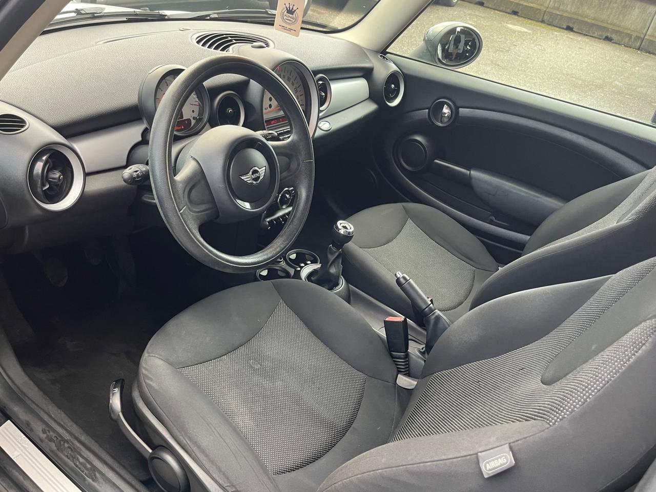 Mini Cooper D 1.6D 110Cv