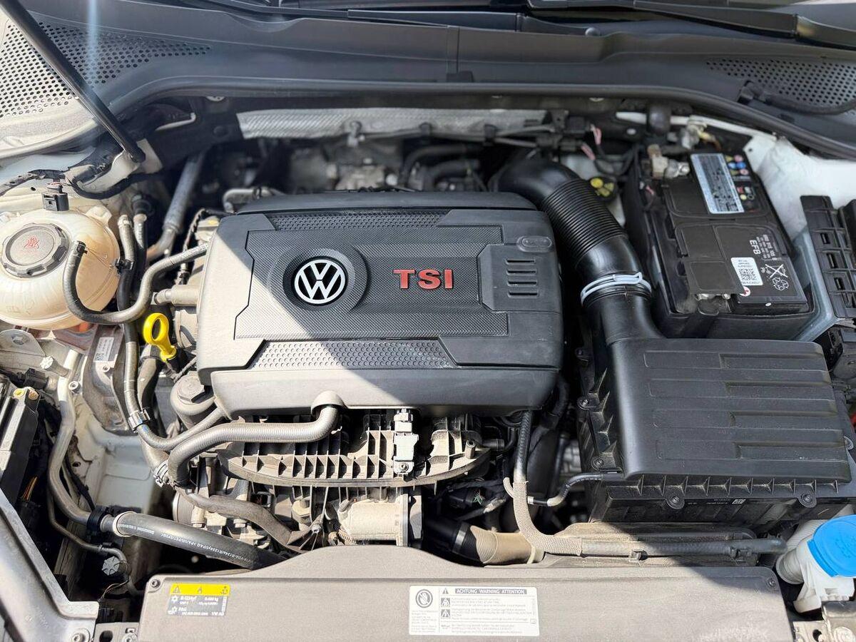 Volkswagen Golf 2.0 tsi Gti Performance 245cv dsg