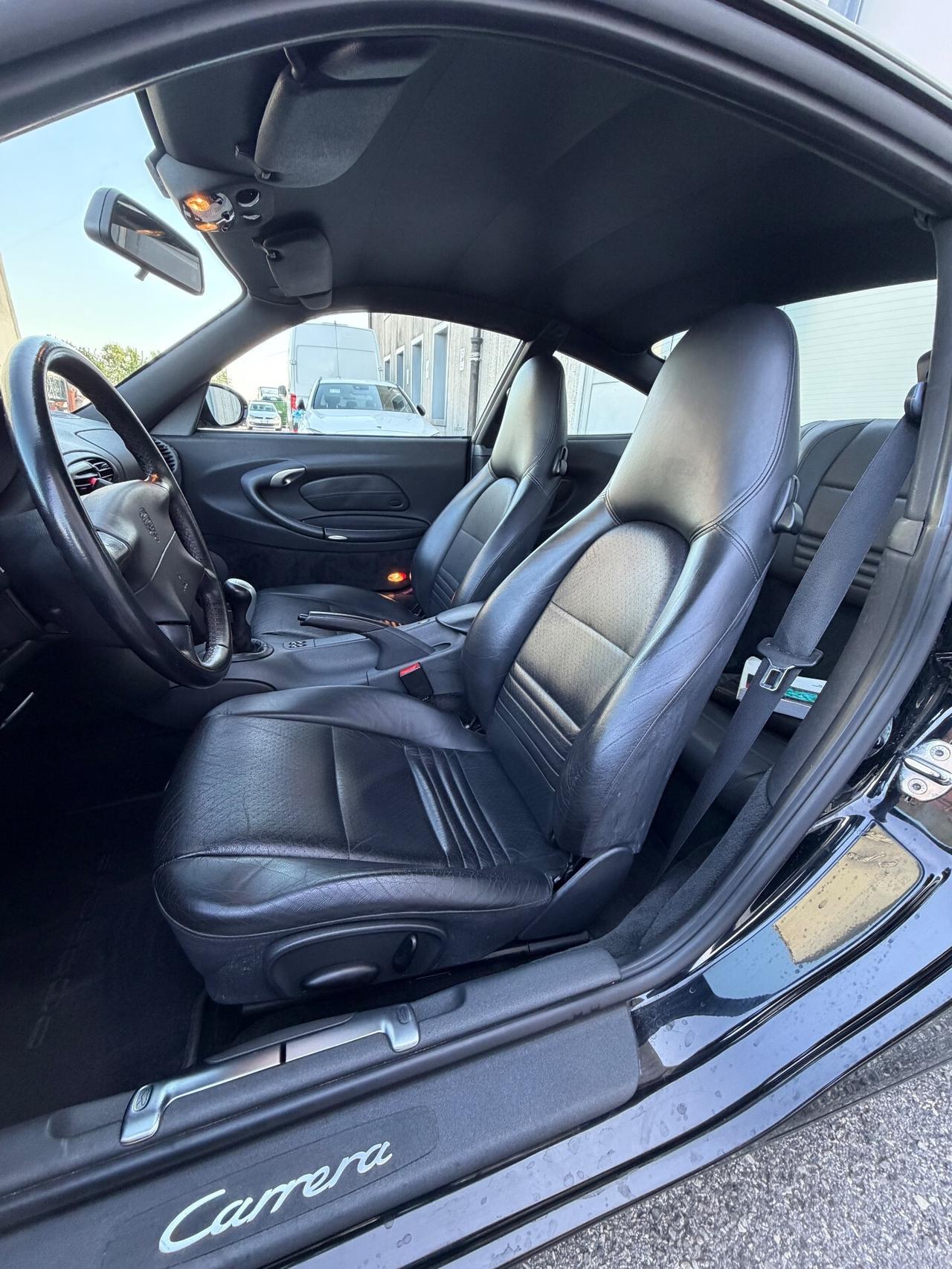 Porsche 996 Carrera Coupé